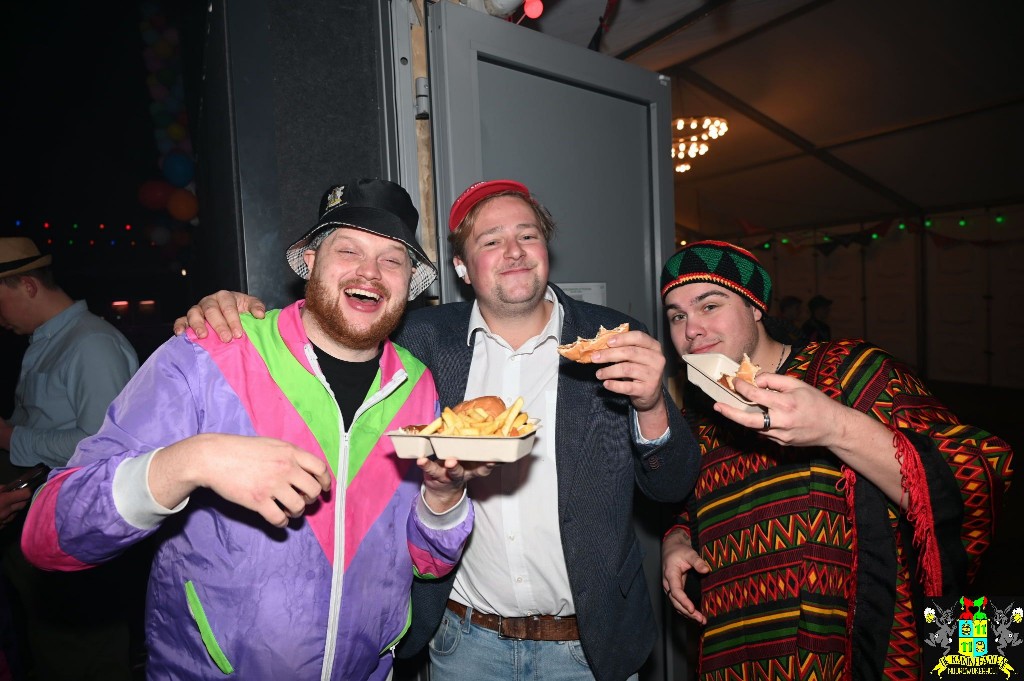 ../Images/Steegfeest XL 229.jpg